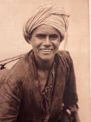 Lehnert and Landrock Antique Photo «The Water Seller» w/ Matt