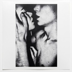 SIGNED Jacob Aue Sobol Print – Kiss – Rare Photo – Magnum Square Print 6×6″
