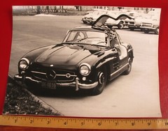 VINTAGE SPORTS CAR PHOTOGRAPH PROUD OWNER MERCEDES 300 SL GULL WING COUPE !!