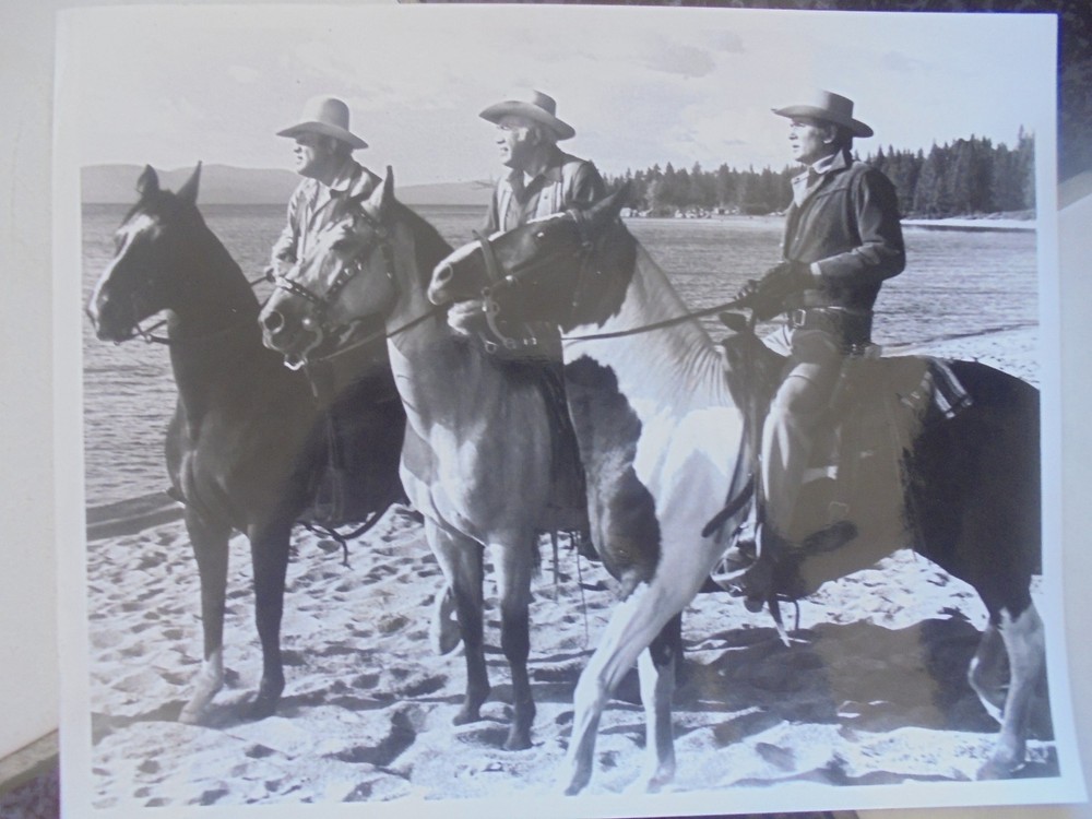 Excellent B/W Bonanza Photo Dan Blocker, Lorne Greene and Mike Landon on Lake Shore!