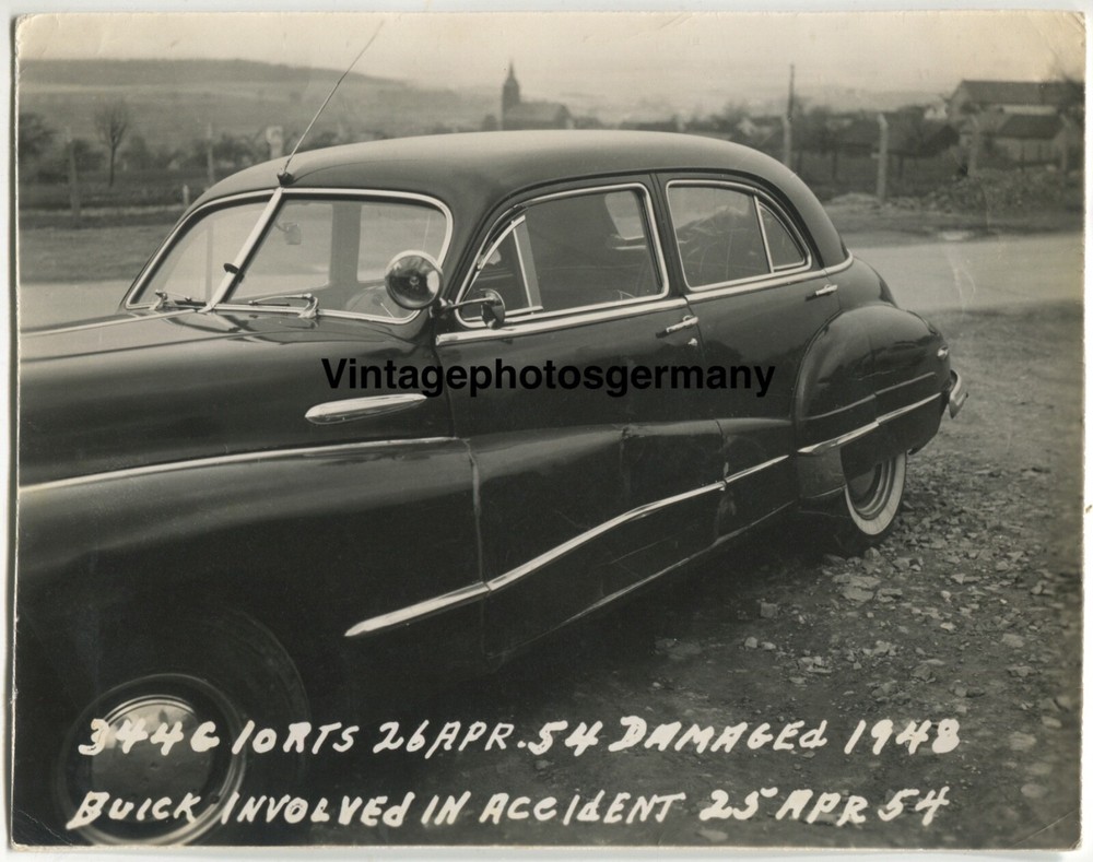 Z275 Photo 1954 Auto Buick Passenger Car Accident US Forces in Germany License Plate