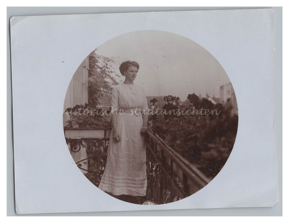 Portrait Young Woman in White Dress on Balcony – Vintage Photo 1900s 1910s