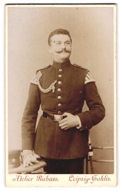Photography studio Rabass, Leipzig-Gohlis, Blumenstr. 1, Soldier in Musician Unif