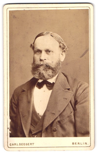 Photograph Carl Seegert, Berlin, size Frankfurter Street 72-73, older gentleman mi