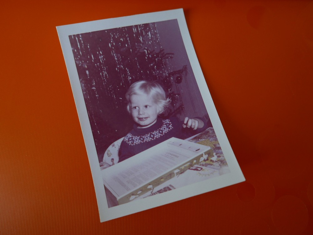 «CHRISTMAS»: PHOTO, COLOUR PHOTO, GAME, CHILD, GIFTS, XMAS, FASHION, STYLE!