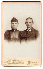 Photograph A.C. Djürken, North, Neuweg 105, portrait of a couple