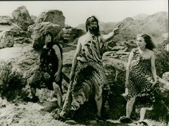 Photo Actor Buster Keaton, Joe Roberts, M. Leahy, Movie Scene… – 10831009
