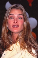 Dia Brooke Shields Celebrity Photo Agency 1996 KB Format Photographer P15-15-3-1