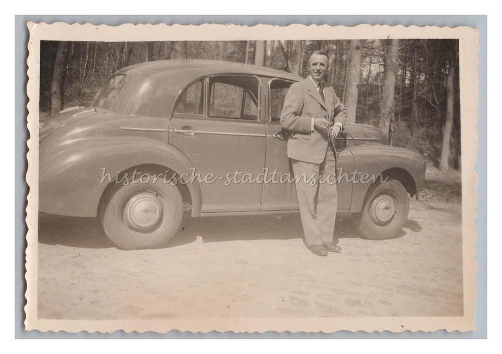 Man in Front of Car – Vintage Photo 1940s