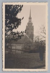Itzehoe 1941 – Wehrmacht Soldier in Front of Pond Church – Old Photo 1940s