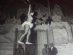 [CIRCUS] Large Vintage Photo / The Tightrope Walkers Circa 1970 40 X 30 cm