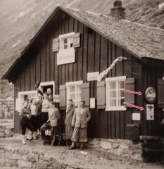 Great B/W Photo «Mountain Cabin with 2 Enamel Signs Coca Cola & Suchard» Circa 1950