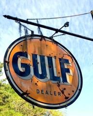 8×10 Vintage rustic Gulf Gas Dealer Round sign. Free Shipping!!