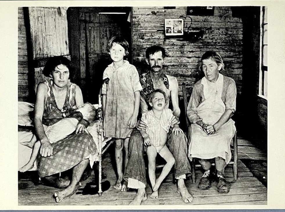 Walker Evans Art Photo Print Card – Bud Fields And Family Alabama 1936 4.25”x6”