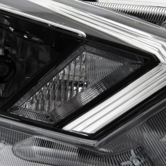 – for 2020 2023 Nissan Versa S/SV Headlight | Halogen Type Headlamp OE Style Chr