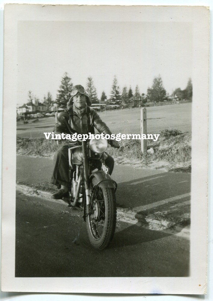 D2712 Photo 1930s Motorcycle Vintage Bike Krad Harley-Davidson?