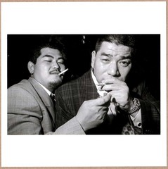 SIGNED BRUCE GILDEN IMAGE FROM GO YAKUZA GINZA TOKYO JAPAN 1998 6 x 6 MAGNUM