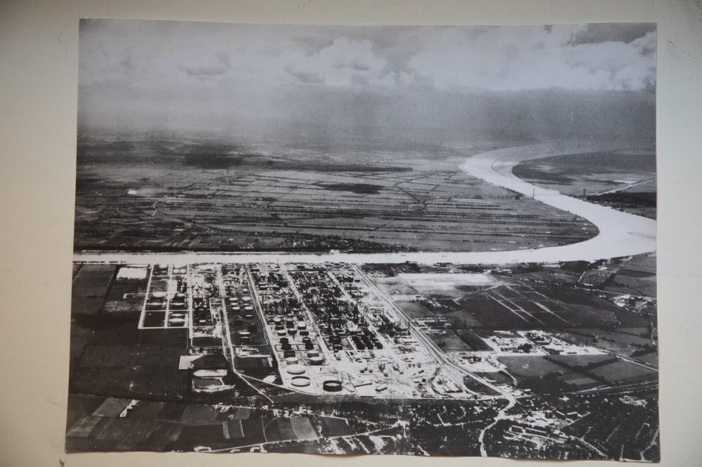 Photo 30X40CM Argentique Vernon 1980 Vue Aérienne Industrie Normandie