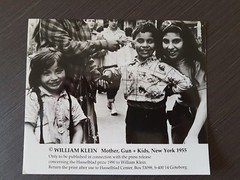 photograph William Klein mother gun+kids new york 1955 18.8×15.9 cm as per desc