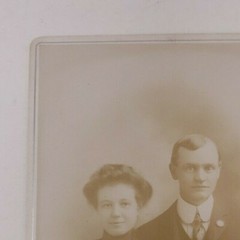 Antique Cabinet Card Photograph- husband and wife coupled in nice clothing 158