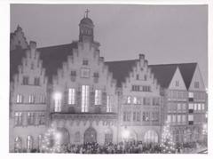 Frankfurt a. M.: Romans in Christmas mood, around 1960/70 SW 16.5 x 21 cm.