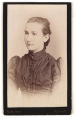 Photograph Aug. Escher, Rastatt, next to the castle, portrait of a young woman i
