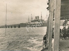 Photo Hamburg Harbor 1928 Cranes Freighter Steamship M1.75
