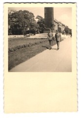 8 Photographs WWII, View Munich, Wehrmacht Soldiers on Home Leave in the