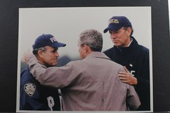 George W Bush Rudy Giuliani – 9/11 Photo – 8×10″ Photo -Pre-2012 L1374B