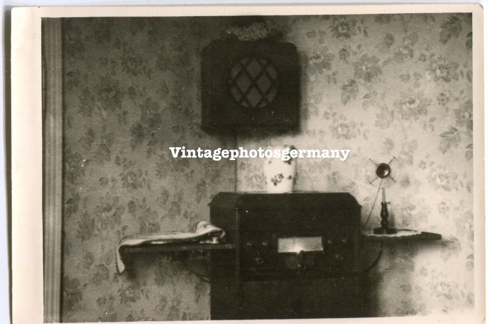 D1663 Foto 20er Jahre Radio Lautsprecher Technik Kopfhörer Musiktruhe Radiogerät