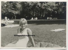 Z4300 Photo 1960s Pretty Women Swimwear Semi Nude Woman Bikini Nice