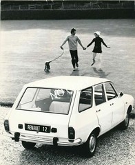 Manufacturer Archive XL Photo – Automotive Car Vehicle – Renault 12 C1.67