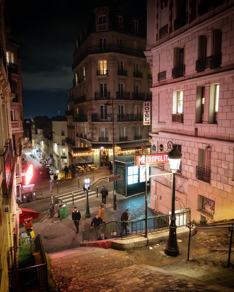 Fine Art Photography 5×7, 8×10, 11×14, 16×20 – Paris, France Street Photography