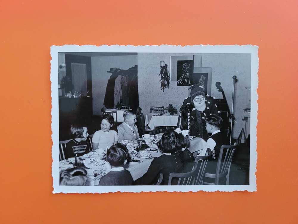 Photo old Nicholas girls girls boys boy Christmas celebration Christmas old photo