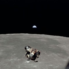 Photo NASA – Apollo 11 – Lunar Landing Module Moon & Earthrise