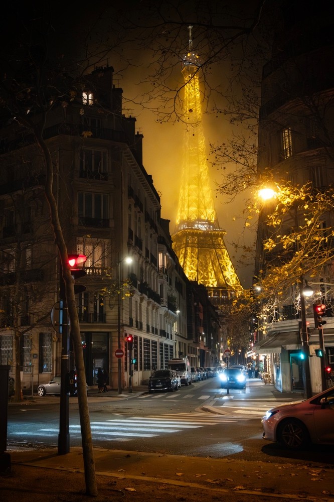 Fine Art Photography – 4×6, 8×12, or 13×19 – Paris, France Eiffel Tower