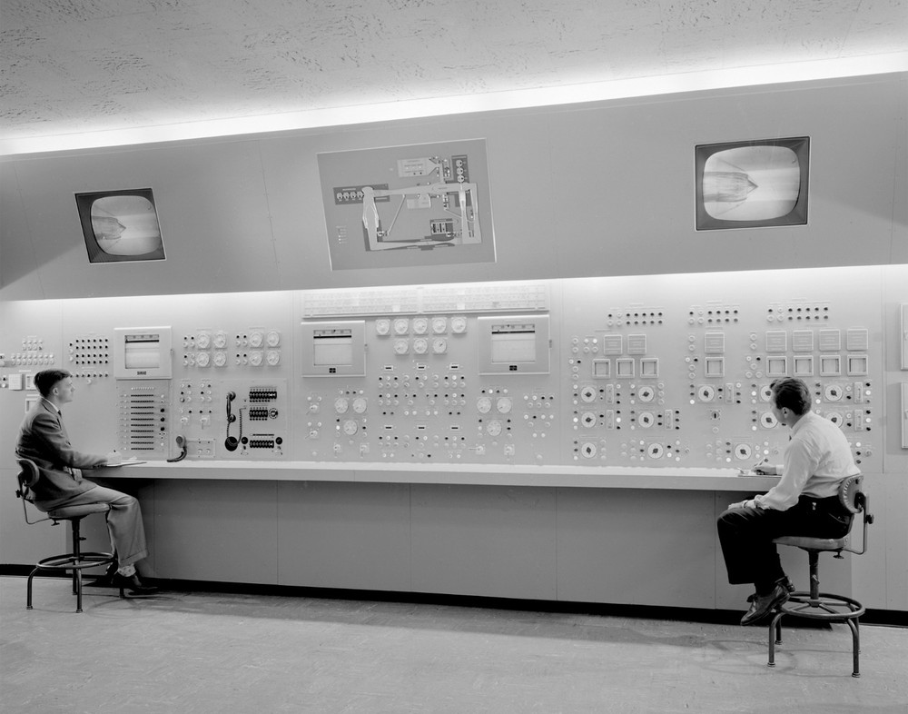 Control Room 10ft x 10ft Wind Tunnel 11″x14″ Photograph Print 11×14