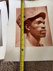 1976 Vintage Portrait Photo Art Signed «wa-Gathige» – Original Print #V
