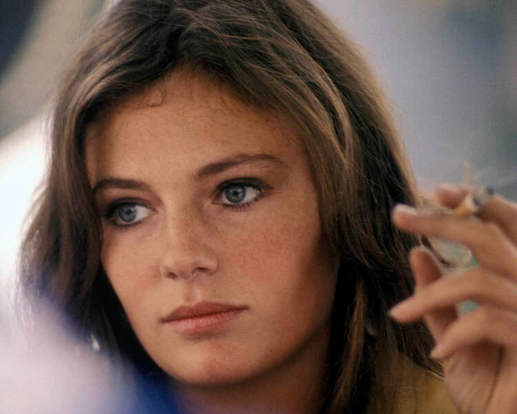 Jaqueline Bisset 8×10 Color Photo smoking cigarette from 1968 Bullitt