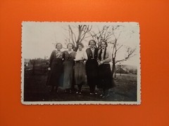 Foto alt antik schöne Frauen Women Garten Natur nice Mode Fashion nice old Photo