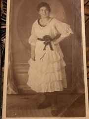 ❤️Bundle 4 Photos Woman Girl Portrait Dress 30s 40s 1944 WW2 Dedications 9×13