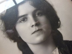 Antique Photograph, circa 1902 of «The Gypsy Queen»