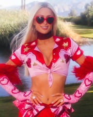 Photo of Paris Hilton photo 20×30 cm without autograph 215