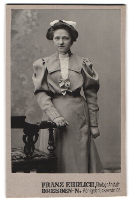 Photograph Franz Ehrlich, Dresden, Königsbrückerstr. 105, Young Woman in Elegant