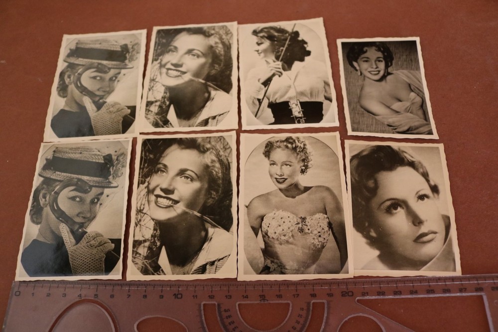 Eight great old photos – portraits of pretty women – actresses??