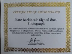 KATE BECKINSALE *** Actress Hand Signed Autograph COA