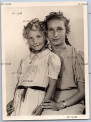 Belzig 1949 – Blonde Girl with Flower Wreath in Hair – 1940s – Photo 7x10cm