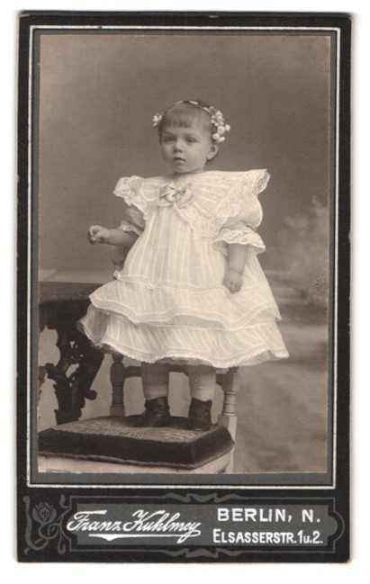 Photography Franz Kuhlmey, Berlin, Elsasserstr. 1 & 2, Portrait Little Girl