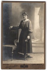 Photograph Carl Beck, Vienna, Belvederegasse 27, Karolinengasse 22, Young Lady in
