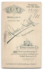Photograph Hahn’s Nachf., Dresden, Ferdinandstrasse 11, girl with jewelry in